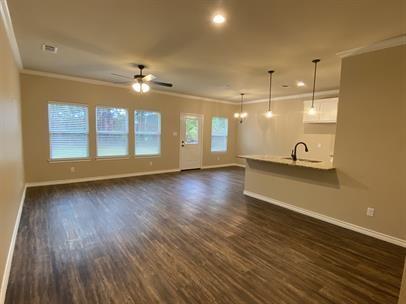 Building Photo - 117 Deep Cove Dr