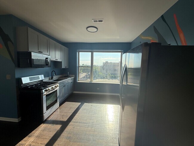 Foto del edificio - 1856 W 18th St