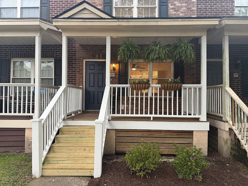 Foto principal - 1512 E Henry St