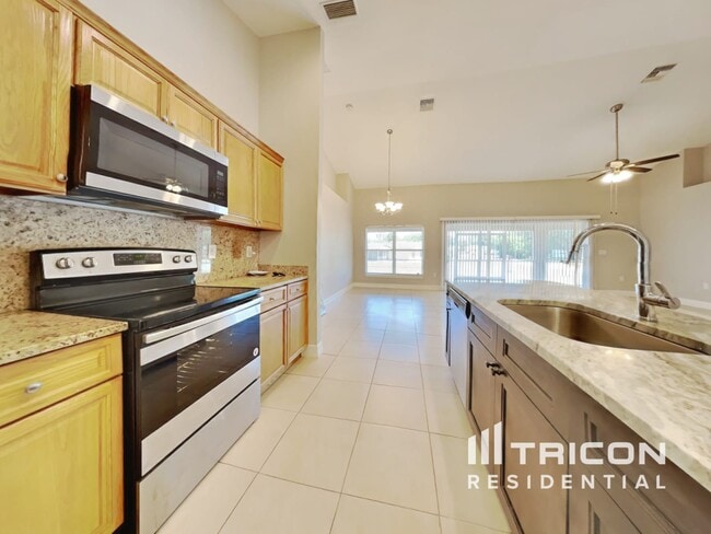 Building Photo - 104 Colorado Cir