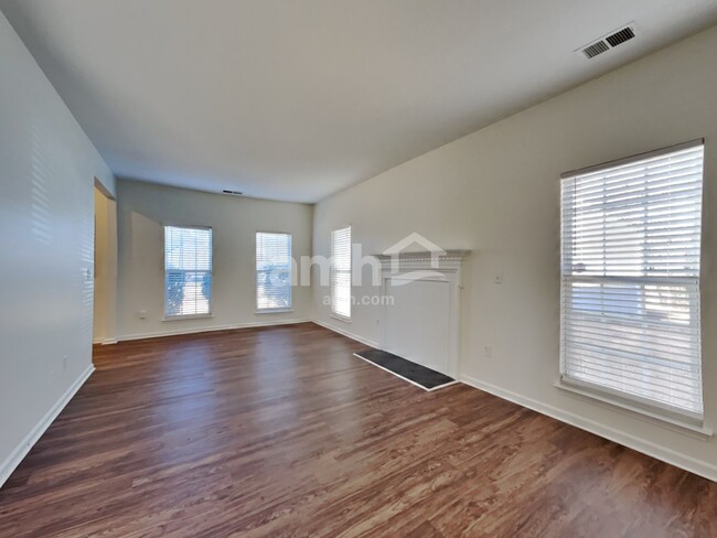 Building Photo - 11405 Hawk Roost Court