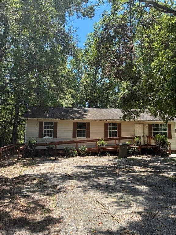 Building Photo - 1337 Stewart Rd
