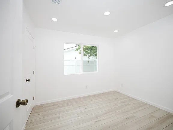 Foto del edificio - 21028 Ingomar St