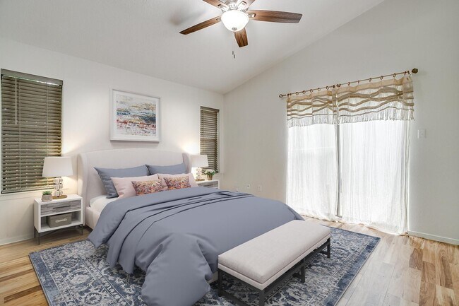 Foto del edificio - 4823 Fletcher Ave