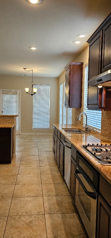 Building Photo - 900 Hidden Springs Ct