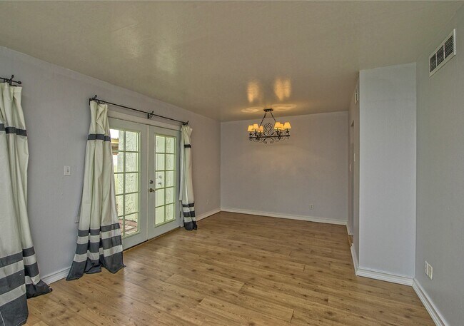 Foto del edificio - 8510 N Central Ave