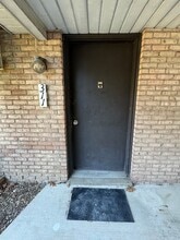 Building Photo - 311 Lunar Ln