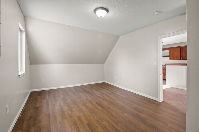 Foto del edificio - 121 E North St