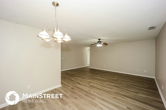 Foto del edificio - 134 Mineral Springs Ln