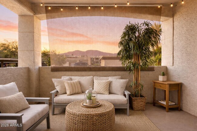 Building Photo - 16013 S Desert Foothills Pkwy