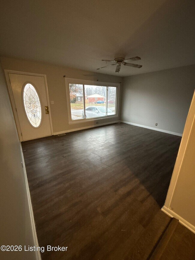 Foto del edificio - 3823 Manner Dale Dr