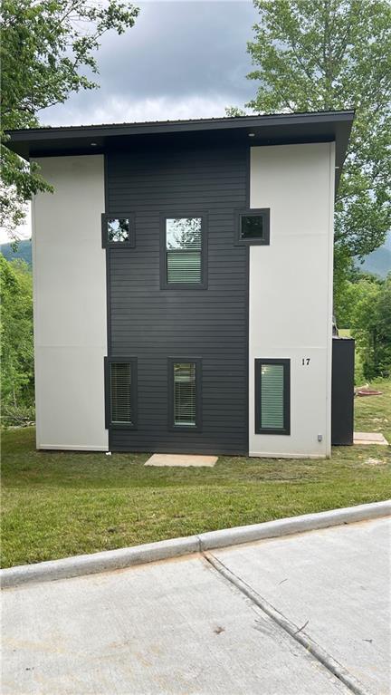 Foto del edificio - 17 Monarch Ln