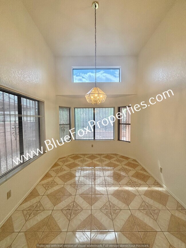 Building Photo - 8552 N Winchester Creek Dr