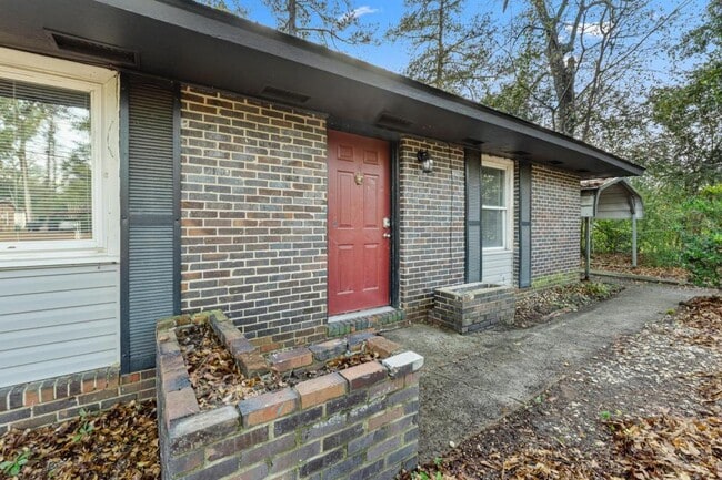 Foto del edificio - 2226 Raleigh Dr