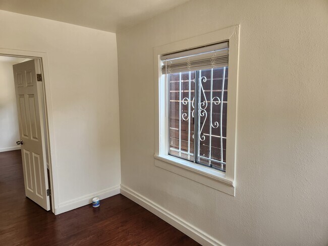 Foto del edificio - 3361 1/2 Roseview Ave