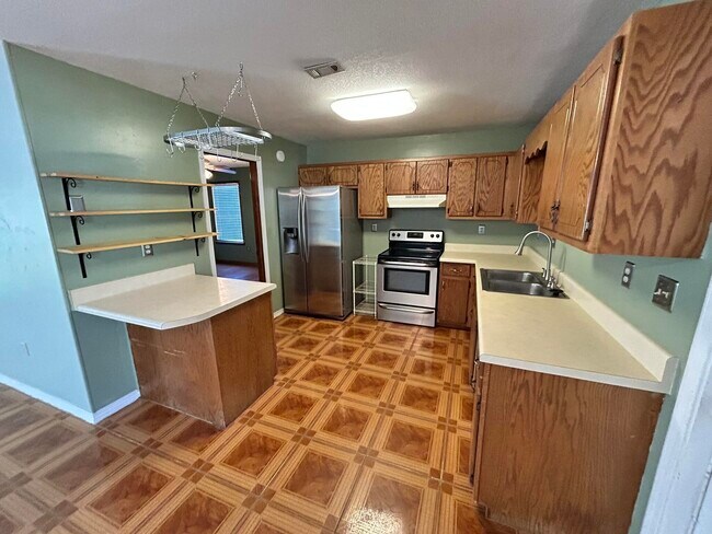 Foto del edificio - 305 Green Oak Dr