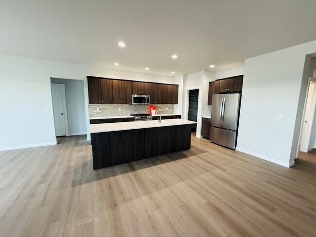 Building Photo - Brand New 4 Bedroom Home for Rent in SW Meridian!