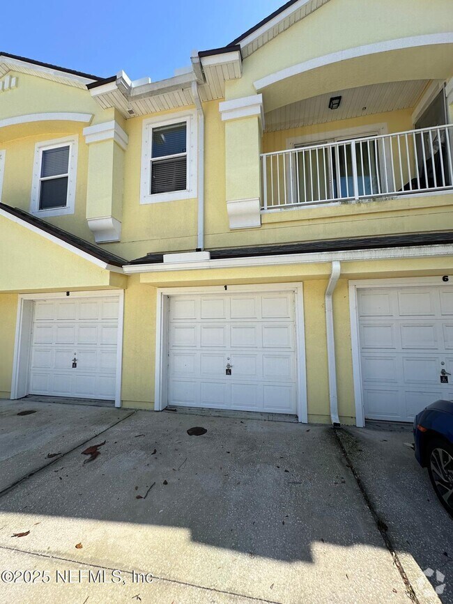 Building Photo - 13792 Herons Landing Way