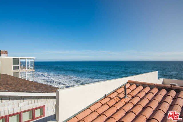 Building Photo - 25150 Malibu Rd