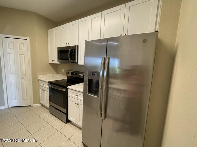 Building Photo - 7801 Point Meadows Dr
