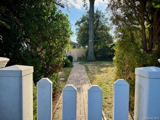 Foto del edificio - 1 Finnin Pl