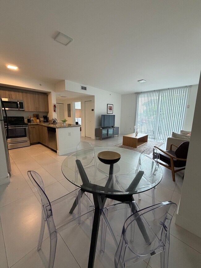 Foto del edificio - 1710 SW 27th Ave