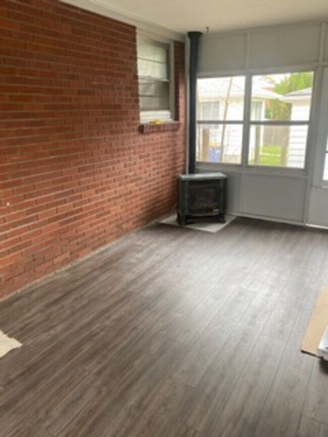 Foto del edificio - 1436 Plymouth Ave SE