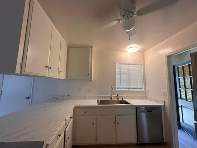 Building Photo - 2687 O'Donnell Dr
