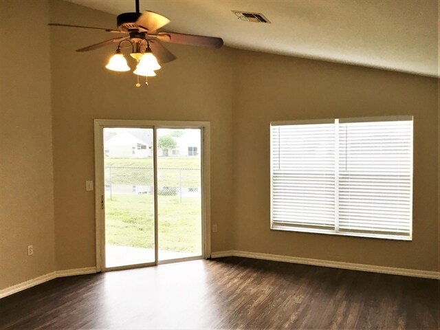 Building Photo - 14212 Colonial Lakes Drive