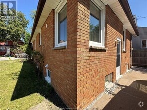 Building Photo - 849 Dougall Ave