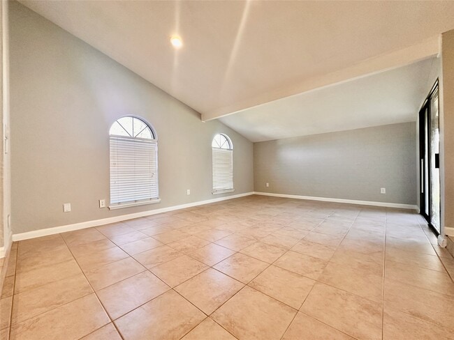 Building Photo - 5818 Evening Shadows Ln