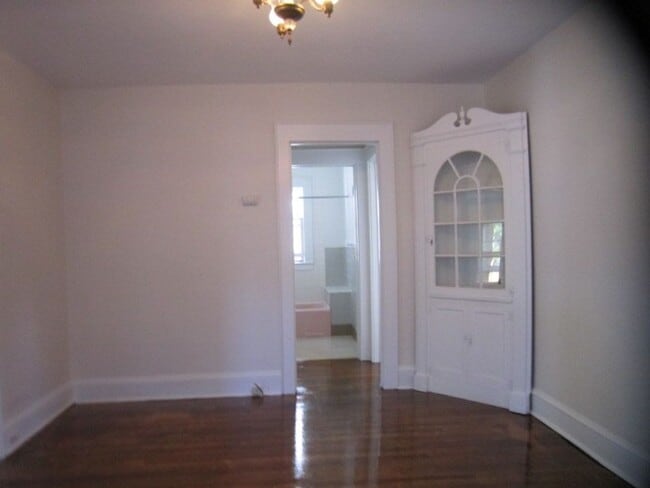 Photo - 1020 Euclid Ave Apartment