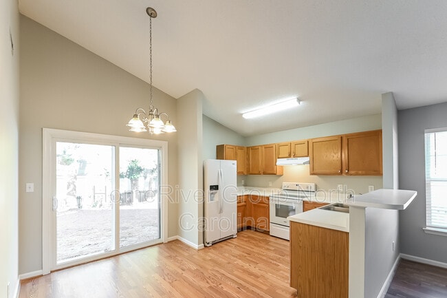 Building Photo - 403 Homestead Park Dr