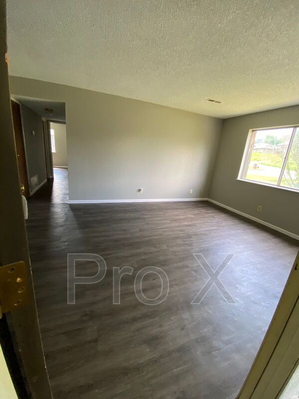 Building Photo - 1451 Pineville Rd