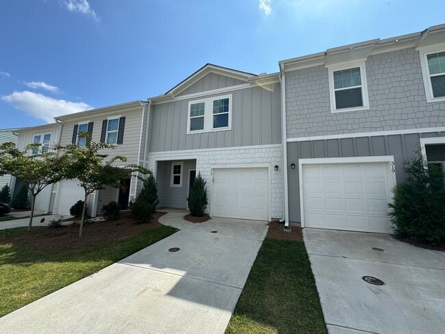 Building Photo - Nice 2/2.5 Townhouse in Cartersville- $1,495