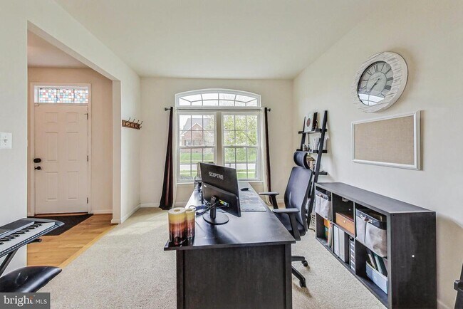 Foto del edificio - 3717 Wallingford Ct