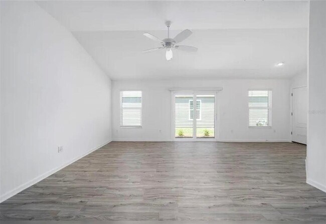 Foto del edificio - 5452 Boaz Ave