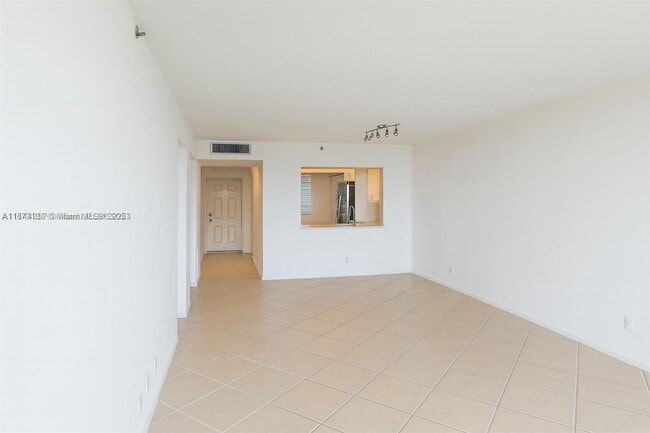 Foto del edificio - 2070 Homewood Blvd