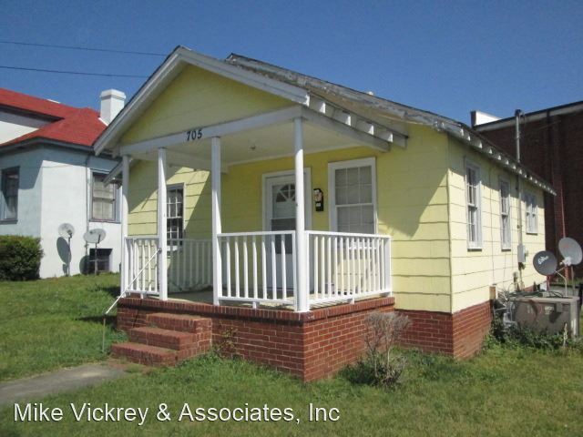 Foto del edificio - 2 br, 1 bath House - 705 West Avenue