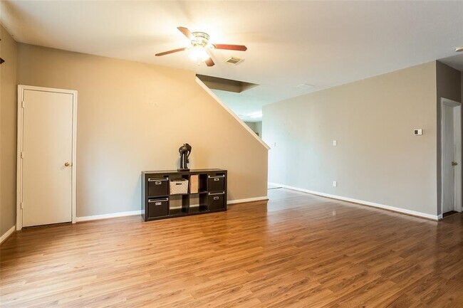 Foto del edificio - 21910 Willow Downs Dr