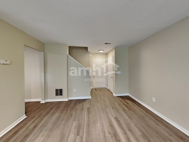 Building Photo - 2550 Allegro Ln