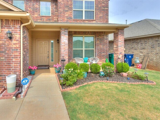 Building Photo - 14805 Gravity Falls Ln