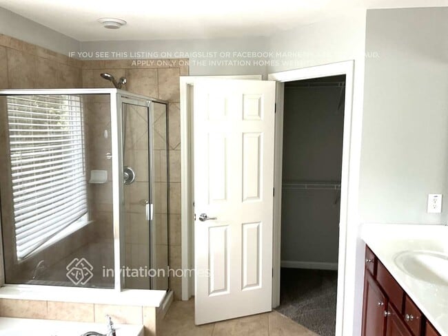 Building Photo - 905 Idlewood Dr