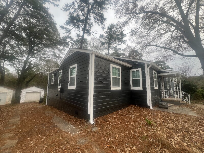 Foto del edificio - 1860 Broadwell St SW