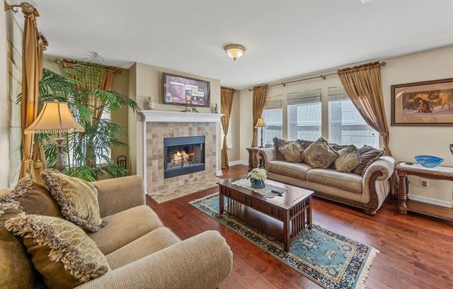 Foto del edificio - 5901 Snow Creek Dr