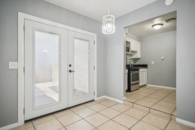 Building Photo - 3921 Torsby Pl