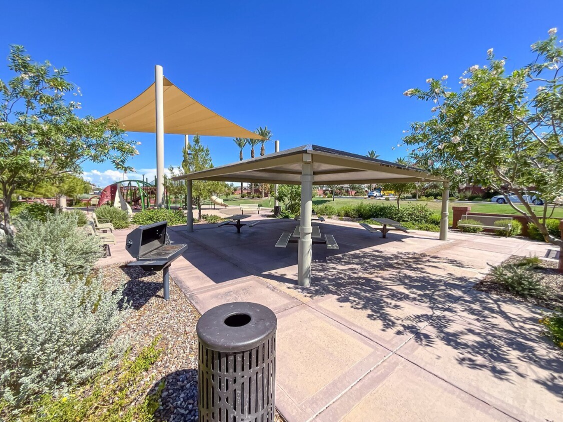 4309 E Jones St, Gilbert, AZ 85295 Room for Rent in Gilbert, AZ