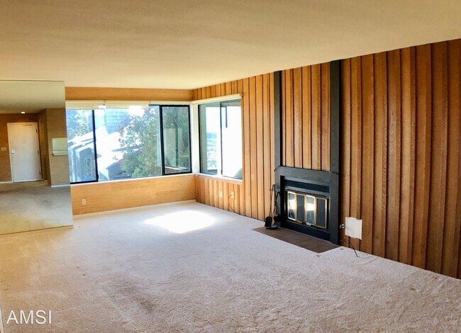 Building Photo - 1 br, 1 bath House - 85 Ora Way #E-202