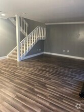 Building Photo - 126 Lionsgate Dr