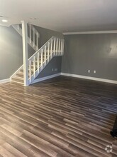 Building Photo - 126 Lionsgate Dr